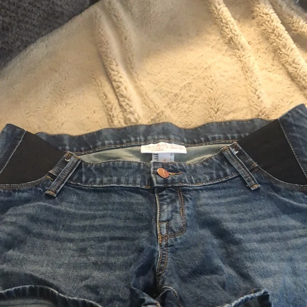 🔹4 for $30 Isabel Maternity MIDI Short, size 4 - Picture 3 of 4